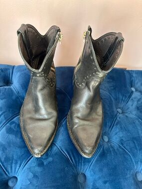Women’s Golden Goose Black Leather Western Ankle Boots with gold leather inlays